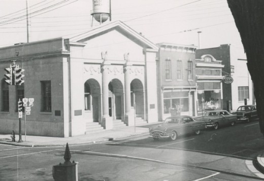 State Planter's Bank, 2500 E. Broad October 1954